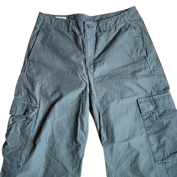 Levi’s Baggy Wide Leg CargoPants, size 30, great condition - Picture 7 of 13